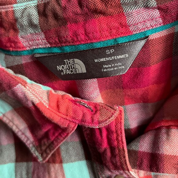The North Face plaid shirt S - Picture 3 of 11